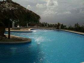 Casitas-de-la-Loma-pool-2